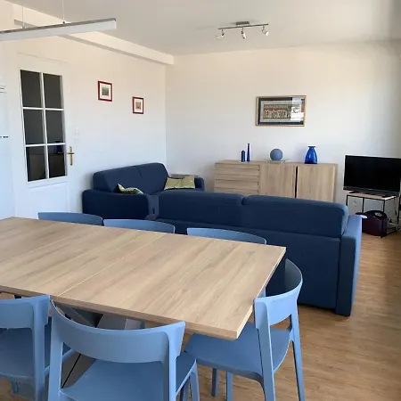 Duplex Avec Balcon, Ascenseur Et Parking A - Fr-1-482-59 *